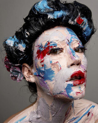 Lorraine van Wyk - Geisha Gris